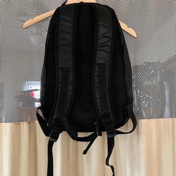 Gravis Black Backpack - Picture 3 of 10